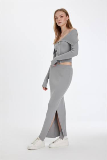 Slim Fit Dar Kesim Beli Lastikli Basic Düz Yırtmaçlı Maxi Triko Etek