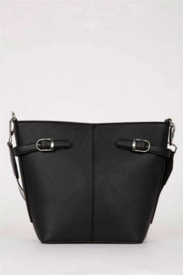 Kadın Tokalı Suni Deri Çapraz Çanta