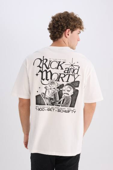 Boxy Fit Rick and Morty Licensed Crew Neck Printed T-Shirt