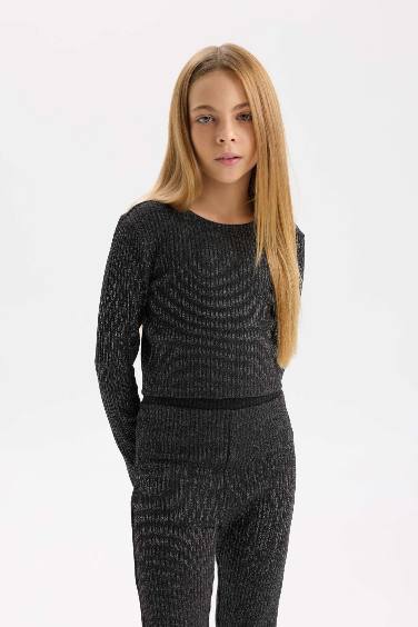 طقم بناتي سليم فيت قماش لامع بلوزة وليجن - قطعتين