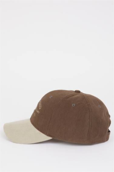 Man Eva Cap
