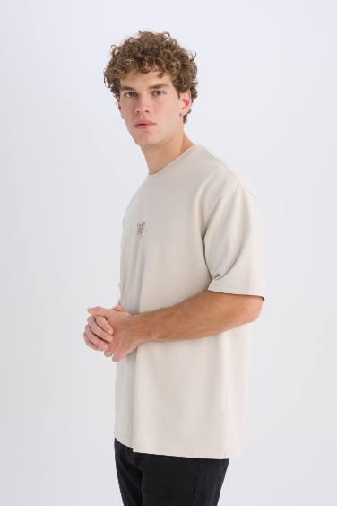 Boxy Fit Crew Neck Printed Short Sleeve T-Shirt