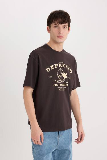 дөңгелек жаға орташа Қысқа жеңді футболка