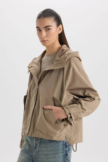 бас киімді Пальто