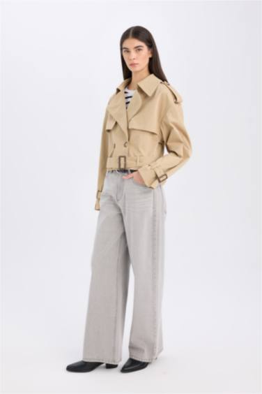 Regular Fit Kısa Trençkot Smokin Yaka Düğmeli Kemerli Apoletli