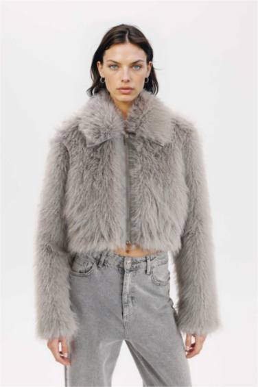 Regular Fit Cepli Fermuarlı Kısa Suni Kürk Ceket Mont