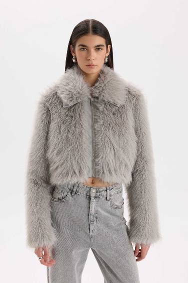 Regular Fit Zippered Faux Fur Jacket