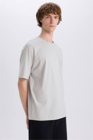 Футболка Boxy Fit с круглым вырезом и коротким рукавом