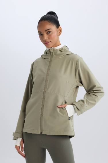 Defactofit Su İtici Regular Fit Kapüşonlu Fermuarlı Cepli Esnek Dokulu Mevsimlik Baharlık Mont