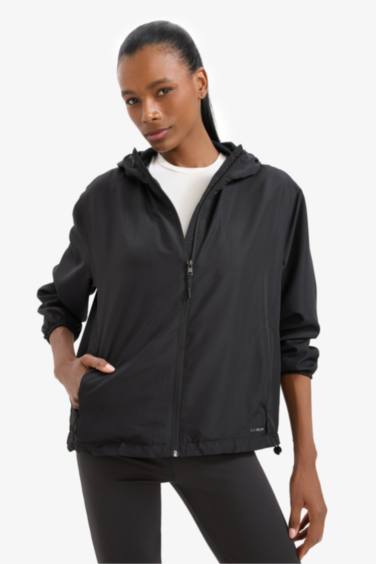 Su İtici Rüzgar Geçirmez Regular Fit Fermuarlı Cepli Esnek Dokulu Mevsimlik Baharlık Mont