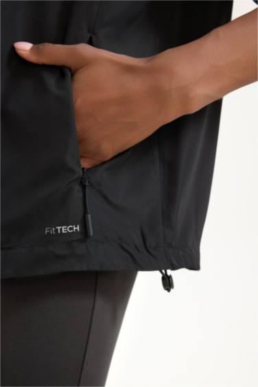 Su İtici Rüzgar Geçirmez Regular Fit Fermuarlı Cepli Esnek Dokulu Mevsimlik Baharlık Mont