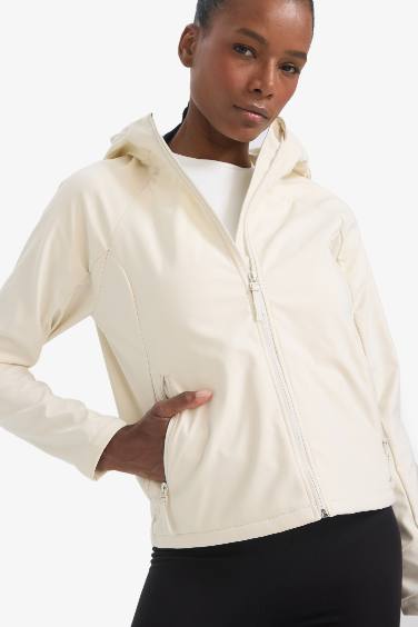 DeFactoFit Su İtici Regular Fit Kapüşonlu Fermuarlı Softshell Mont