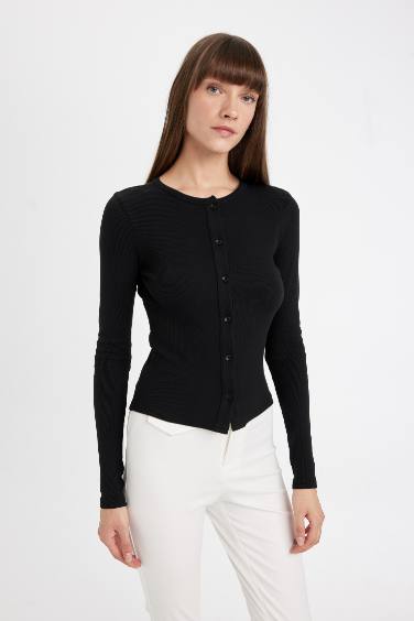 Slim Fit Crew Neck Camisole Cardigan