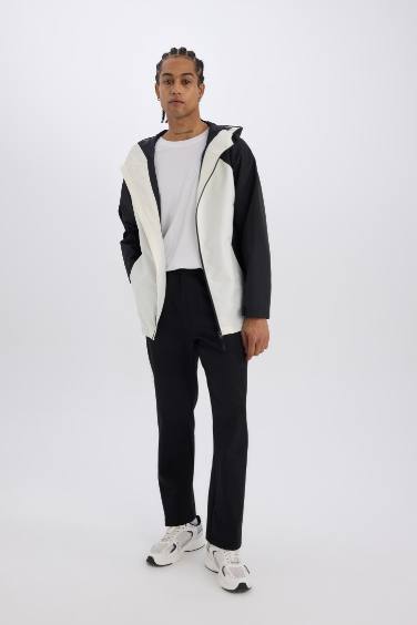 DeFactoFit Su İtici Regular Fit Kapüşonlu Fermuarlı Rüzgar Geçirmez Yağmurluk