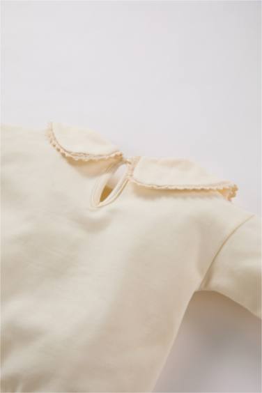 طقم كاروهات بياقة كبيرة من قطعتين