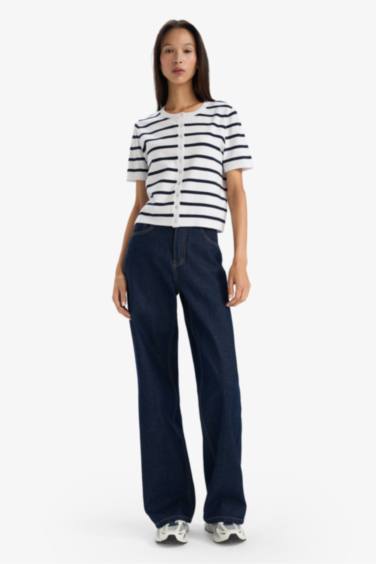 Regular Fit Crew Neck Cardigan