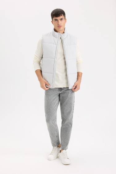 فيست بامب رمادي قصة عادية بياقة عالية