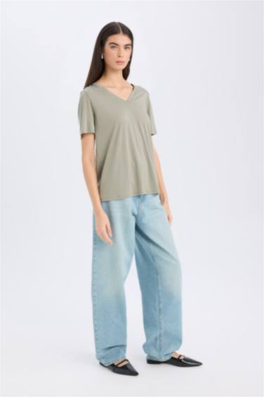 Relax Fit V Neck Casual Short Sleeve T-Shirt