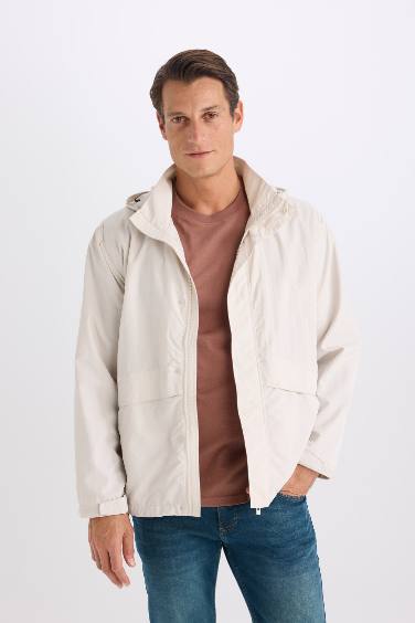 Regular Fit Kapüşonlu Fermuarlı Cepli Mevsimlik Baharlık Yağmurluk