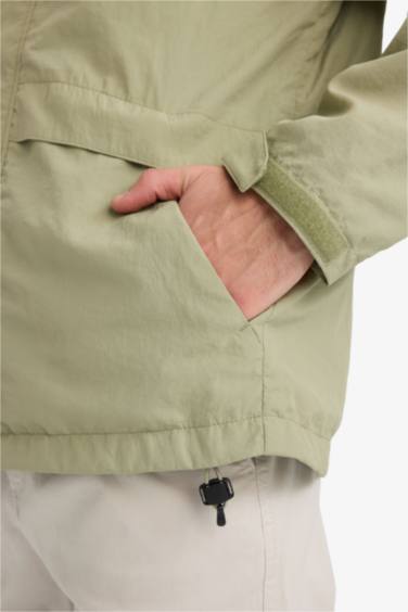 REGULAR FIT Su İtici Kapüşonlu Yağmurluk - Görsel 4