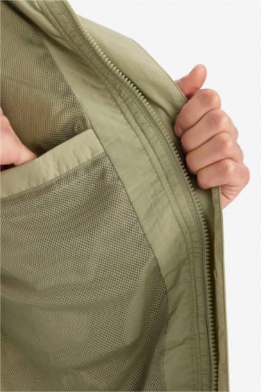 REGULAR FIT Su İtici Kapüşonlu Yağmurluk - Görsel 5