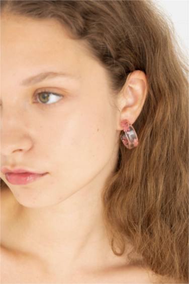 Woman 2 Piece Colorful Earrings