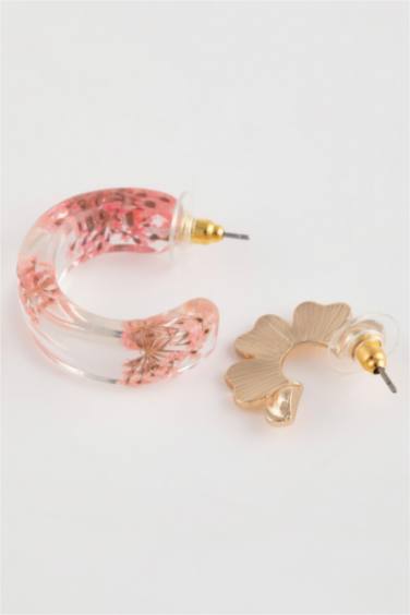 Woman 2 Piece Colorful Earrings