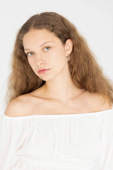 Woman 2 Piece Earrings