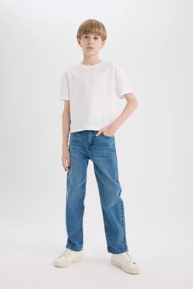 Boy Straight Fit Jeans