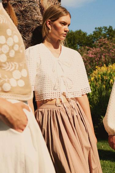 Manuka x DeFacto Brode Uzun Kollu Tunik