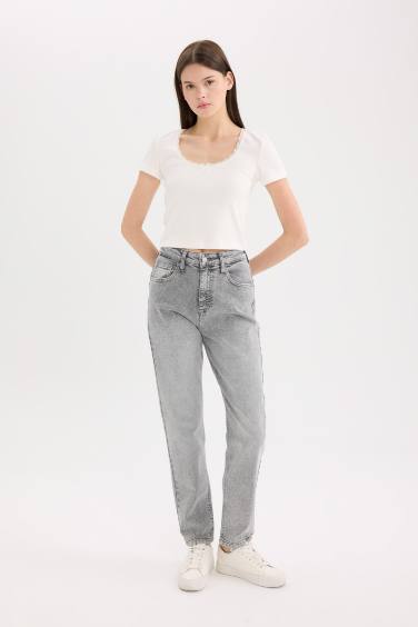 سروال جينز موم فيت بخصر عادي