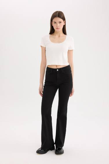 Mia High Waist Straight Leg Jeans