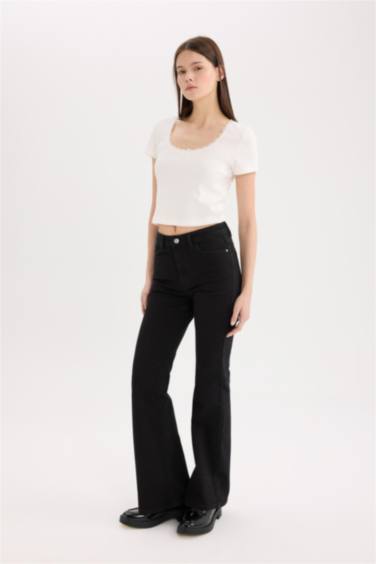 Mia High Waist Straight Leg Jeans