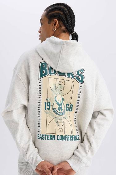 DeFactoFit NBA Milwaukee Bucks Oversize Geniş Kalıp Kapüşonlu Sırt Baskılı Kalın Sporcu Sweatshirt