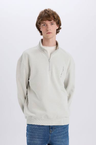 Marvel Boxy Fit Dik Yaka Fermuarlı Sırt Baskılı Sweatshirt