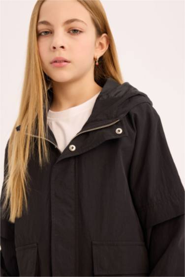 Kız Çocuk Su Geçirmez Kapüşonlu Fermuarlı Çıtçıtlı Cepli Yağmurluk