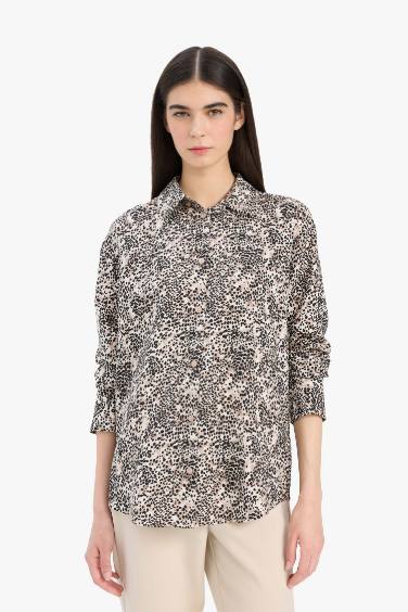 Рубашка Regular Fit с воротником и длинными рукавами, с принтом.