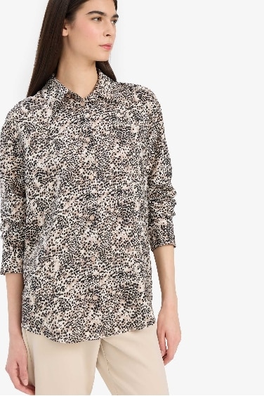 Рубашка Regular Fit с воротником и длинными рукавами, с принтом.