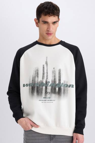 Oversize Geniş Kalıp Bisiklet Yaka Baskılı Sweatshirt