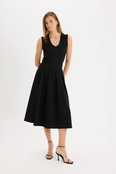 Piliseli Esnel Belli Basic Düz Siyah Midi Etek