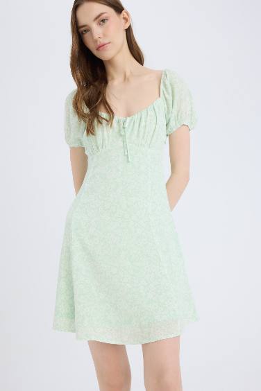 гүлді жүрек жағасы қысқа жеңді Қысқа жеңді тоқылған көйлек