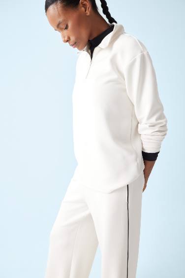 DeFactoFit Oversize Fit Half Zipper Sports Sweatshirt