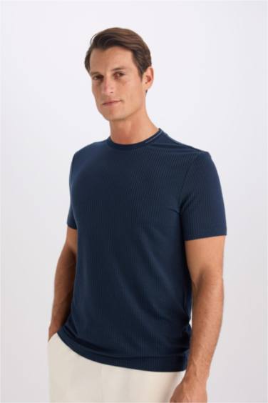 Slim Fit Crew Neck Crinkle Short Sleeve T-Shirt