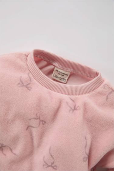 طقم Romantic من قماش المنشفة بياقة مستديرة من قطعتين