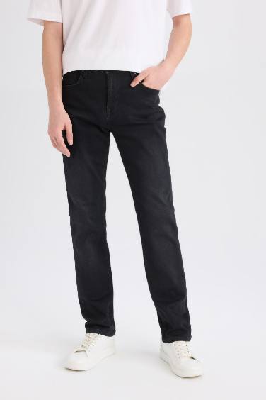 Pantalon Jean Sergio droit à taille normale et coupe régulière