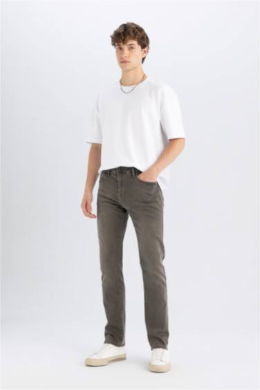 Sergio Regular Fit Regular Waist Straight Leg Jeans