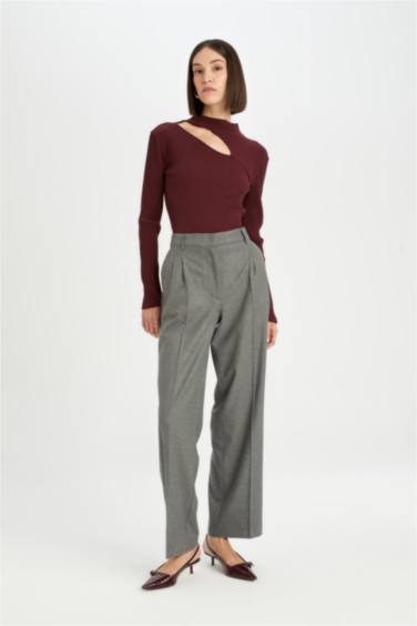 Wide Leg Pocketed High Waist Pleated Classic Trousers