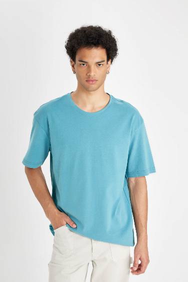 Boxy Fit Crew Neck Basic T-Shirt