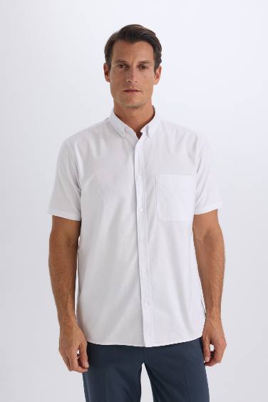 Chemise en oxford à manches courtes et coupe régulière