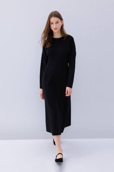 Relax Fit Crew Neck Crepe Maxi Black Dress